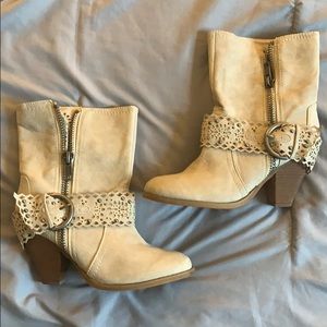 Heeled Buckle Boots